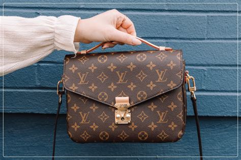 borse louis vuitton vere o false|louis vuitton counterfeit.